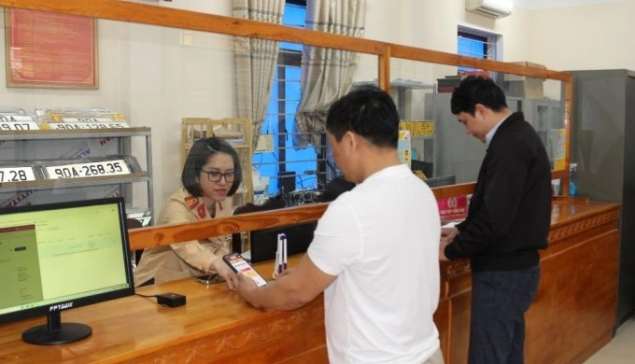 Hướng dẫn mua bán ôtô cũ trên ứng dụng VNeID không cần công chứng