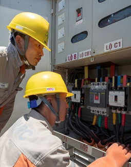 Giá điện tăng 4,8% lên hơn 2.200 đồng/kWh từ ngày mai
