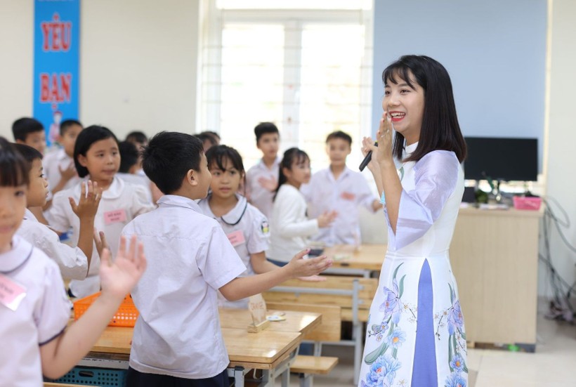Xét thăng hạng giáo viên không cần chứng chỉ ngoại ngữ – Bộ Giáo dục chính thức lên tiếng