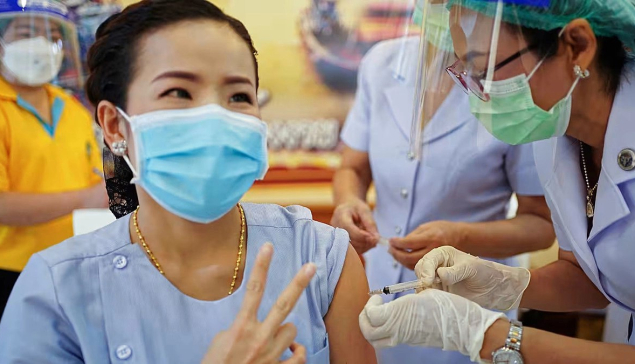 WHO cảnh báo: Không nên chủ quan trước Covid-19 dù triệu chứng đã giảm
