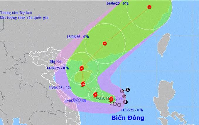 Áp thấp nhiệt đới mạnh lên thành bão – Cảnh báo cơn bão đầu tiên trên Biển Đông năm 2025