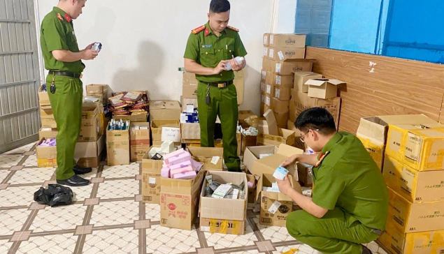 Hàng giả tràn lan, hóa đơn bỏ ngỏ – Đã đến lúc mạnh tay